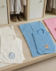 Set Completo Asilo (Bavaglino + Asciugamano + Sacca) con ricamo personalizzato