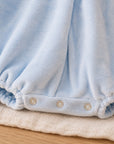 Pagliaccetto di Natale in Ciniglia Azzurro Collo Bavetta
