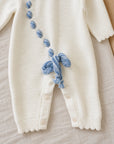 Barboteuse chenille de Noël rouge avec broderie personnalisée (col nuage)