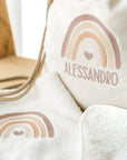 Conjunto Babero y Toalla Blanco + Bolsa Color Crudo