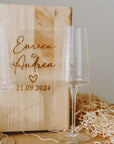 Scatola in legno + Coppia di bicchieri sposi personalizzati