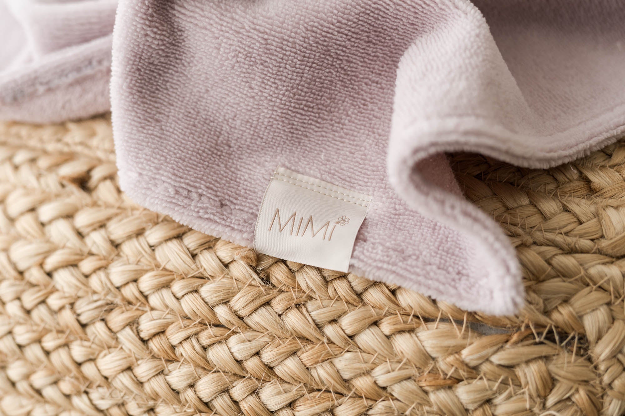 Copertina in Bamboo ricamata