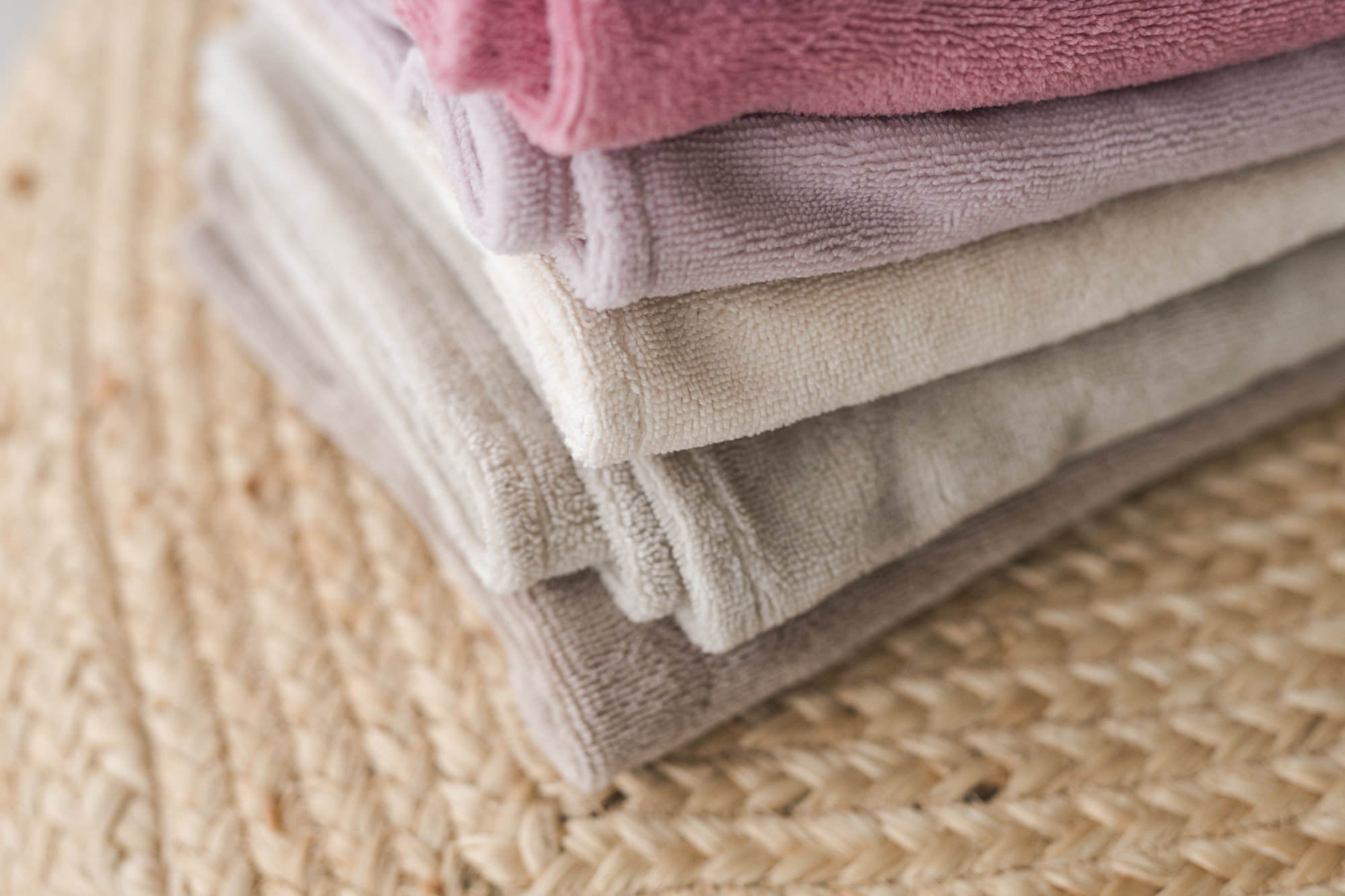 Copertina in Bamboo ricamata