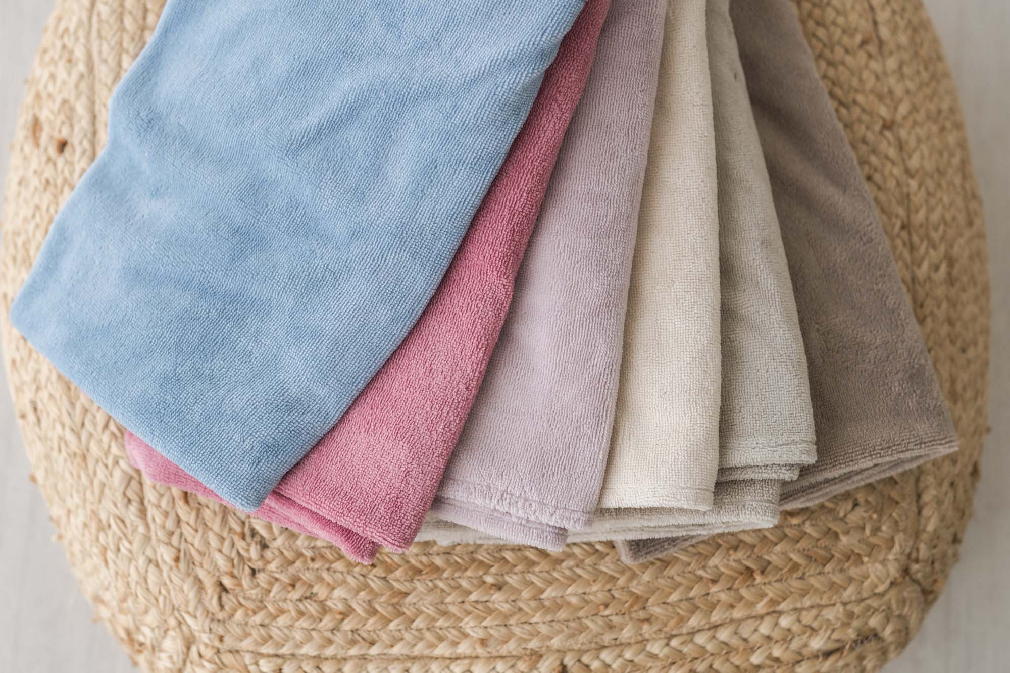 Copertina in Bamboo ricamata