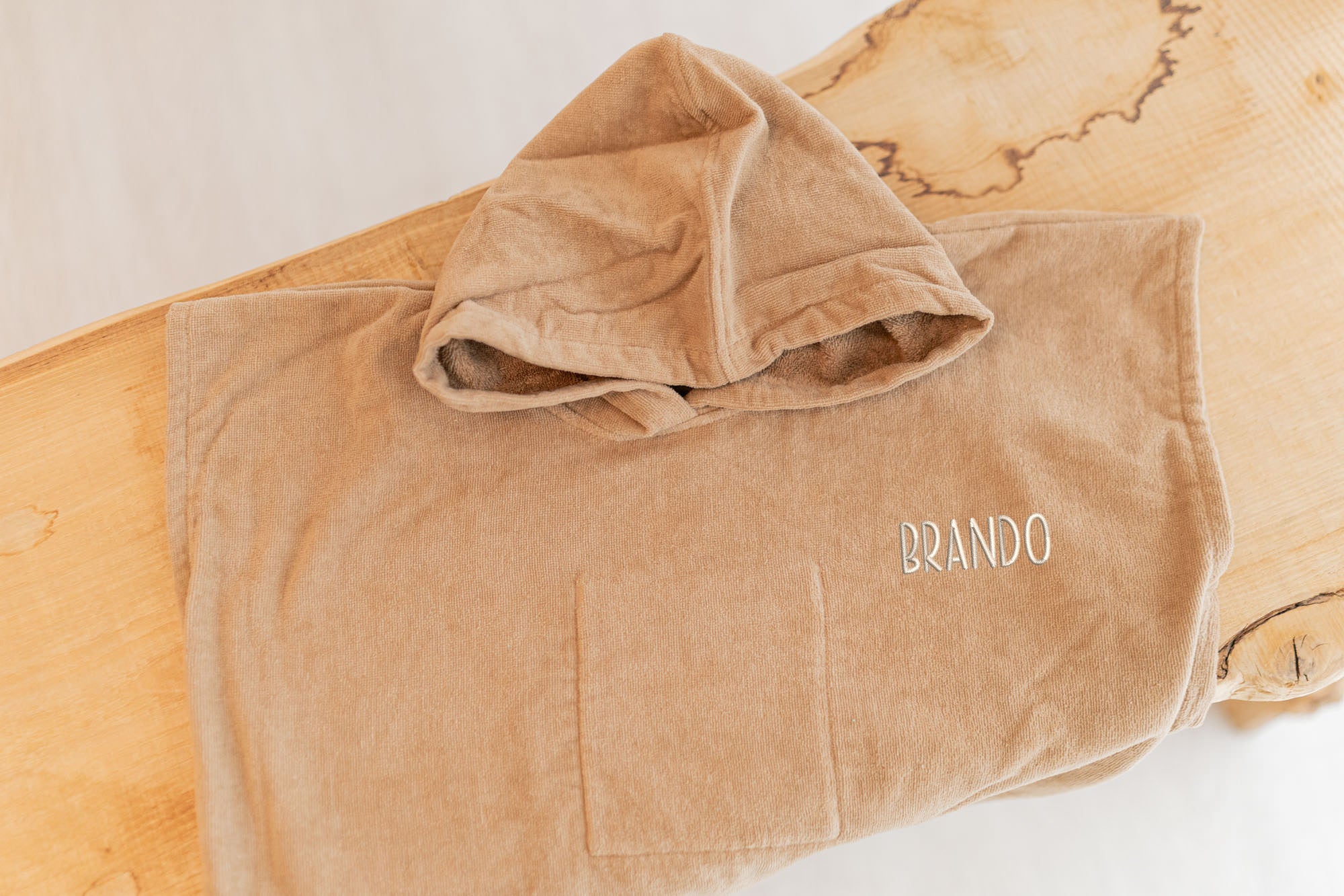 Poncho bambino ricamato