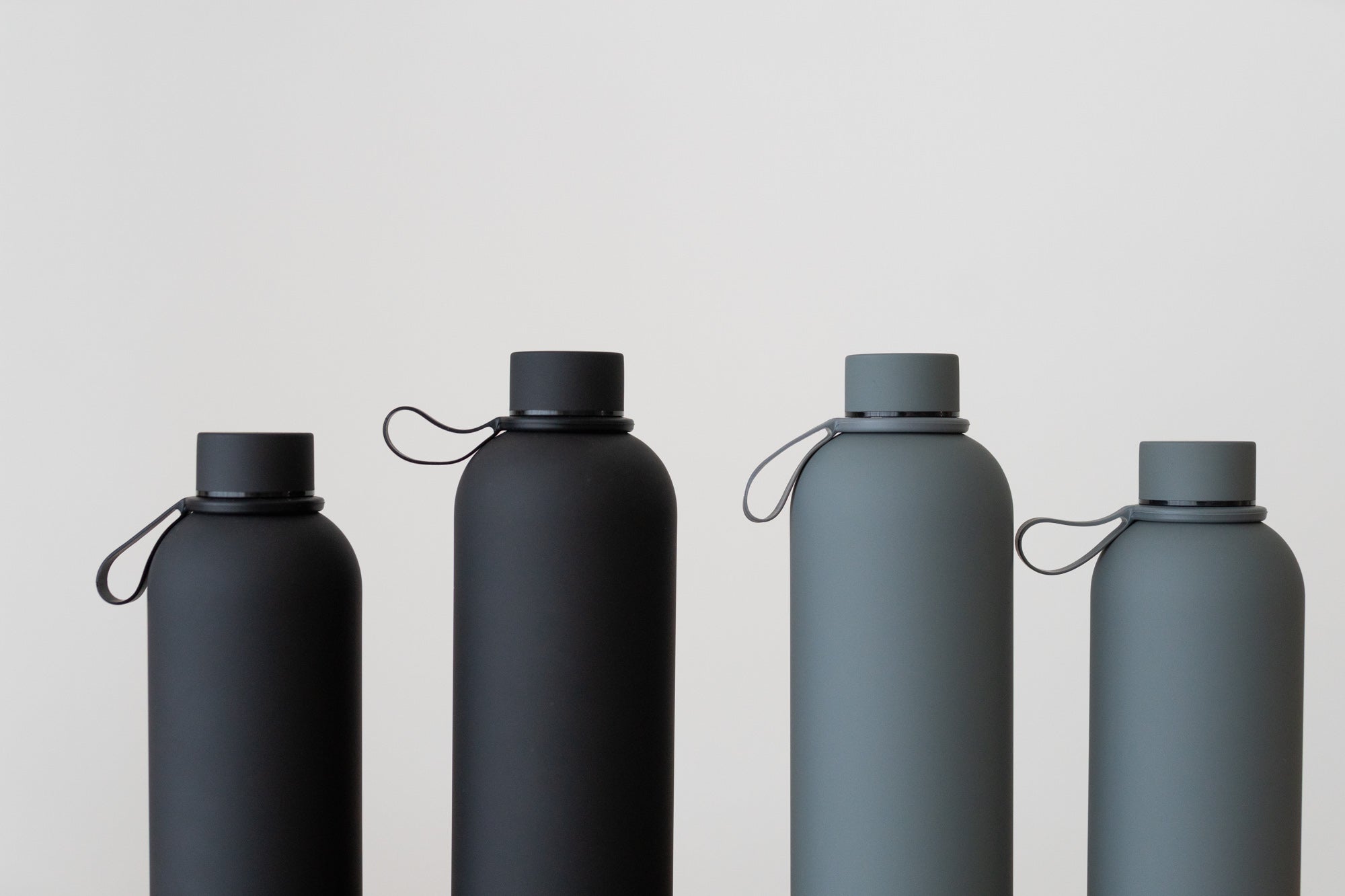 Gourde soft touch avec gravure personnalisée